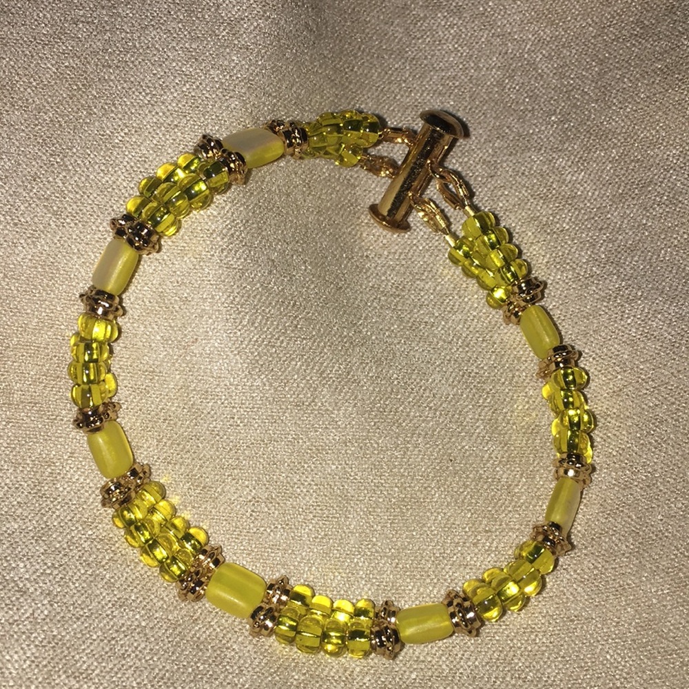 Customs jewelry braclet